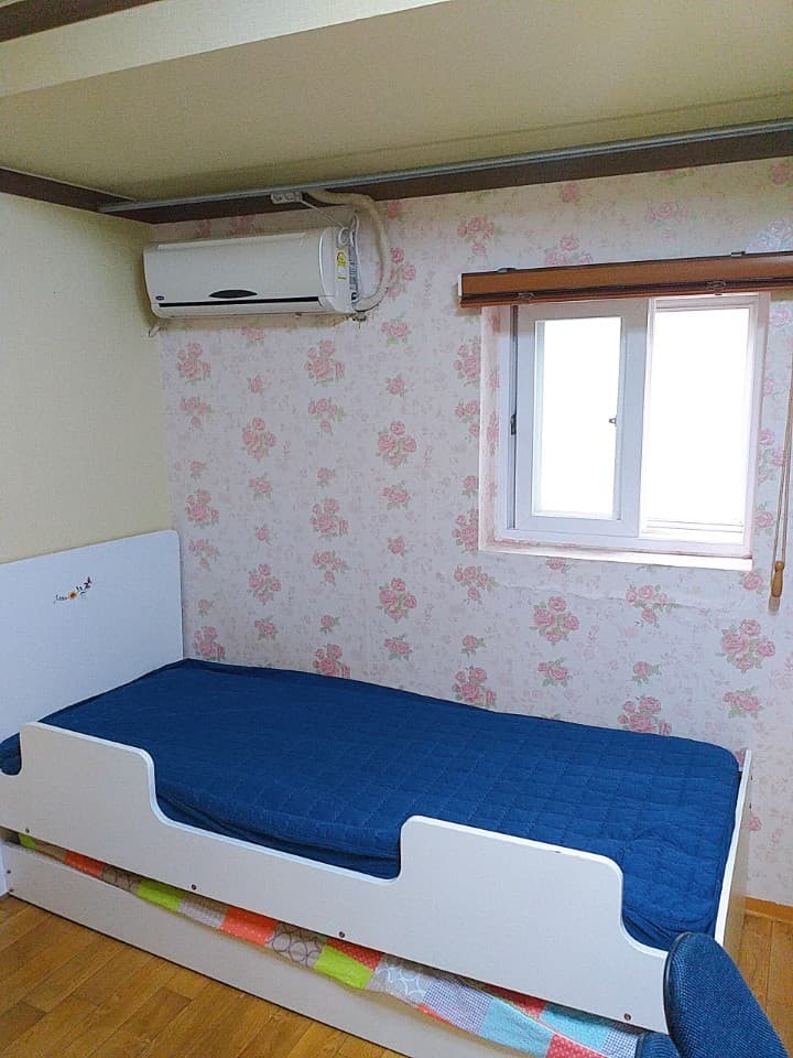 Single Room Lowest Price — photo 1 of 2
