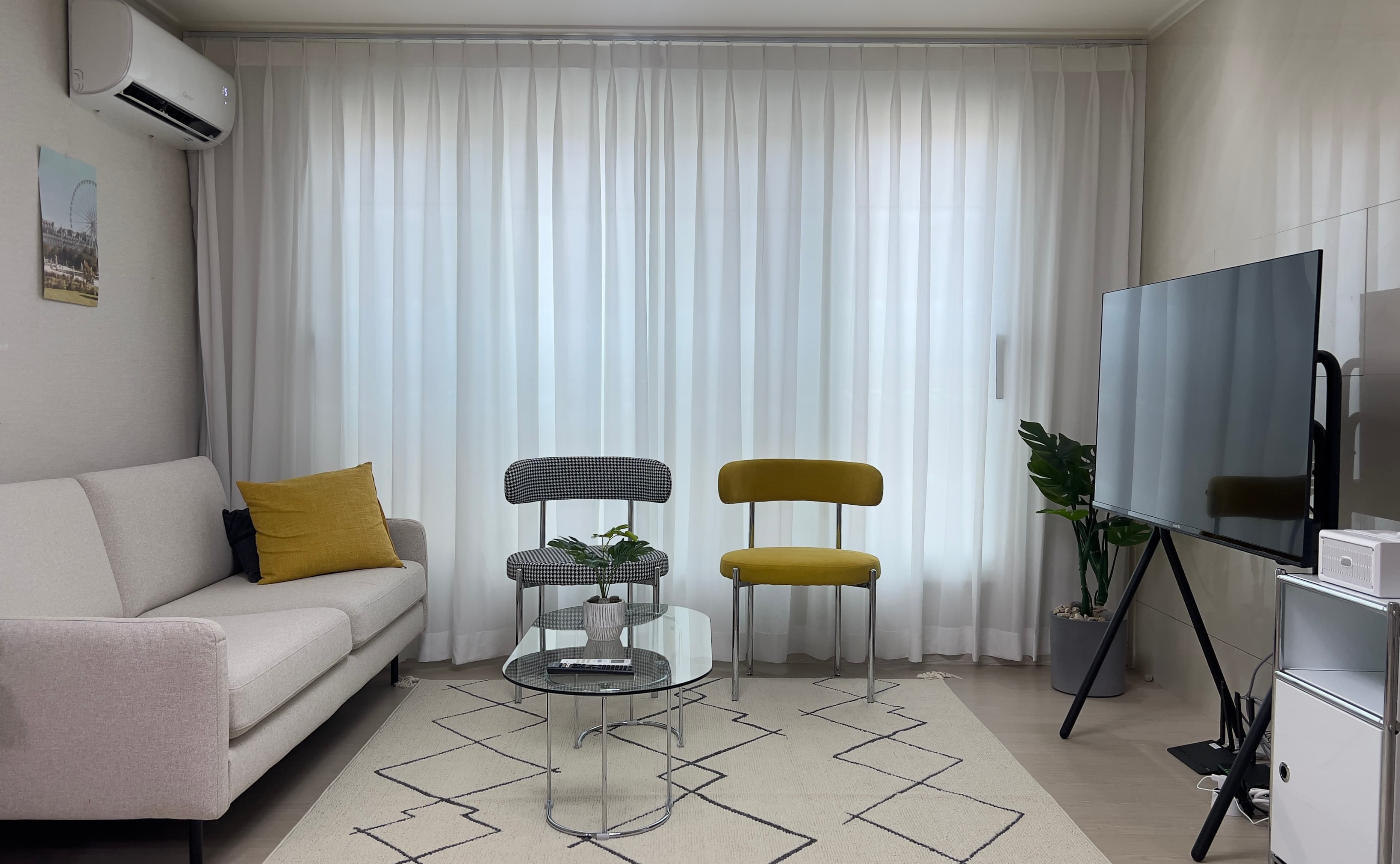 #15 fully furnished 3 bedrooms near Hongdae