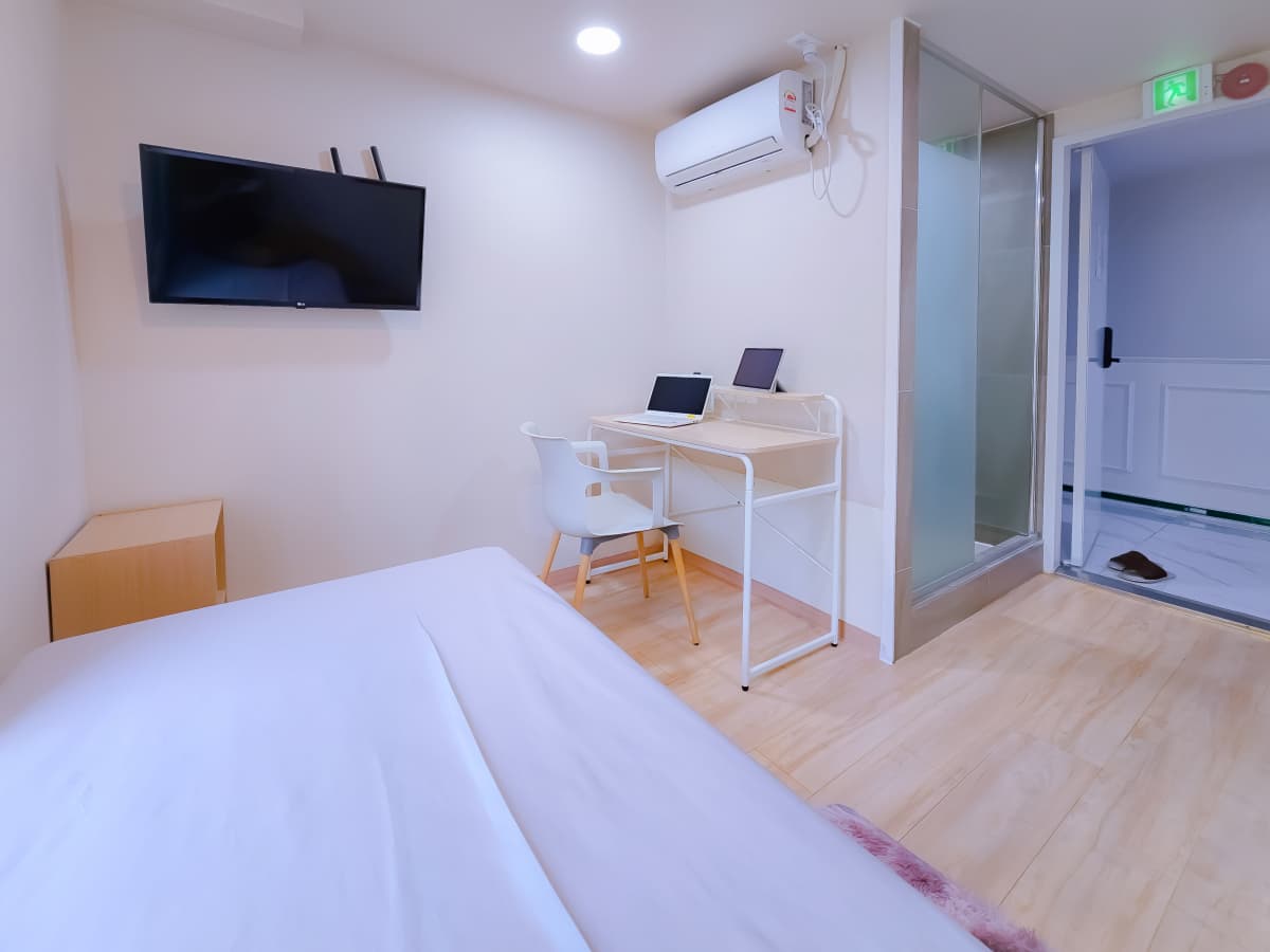 Seoul House L Room — photo 1 of 10