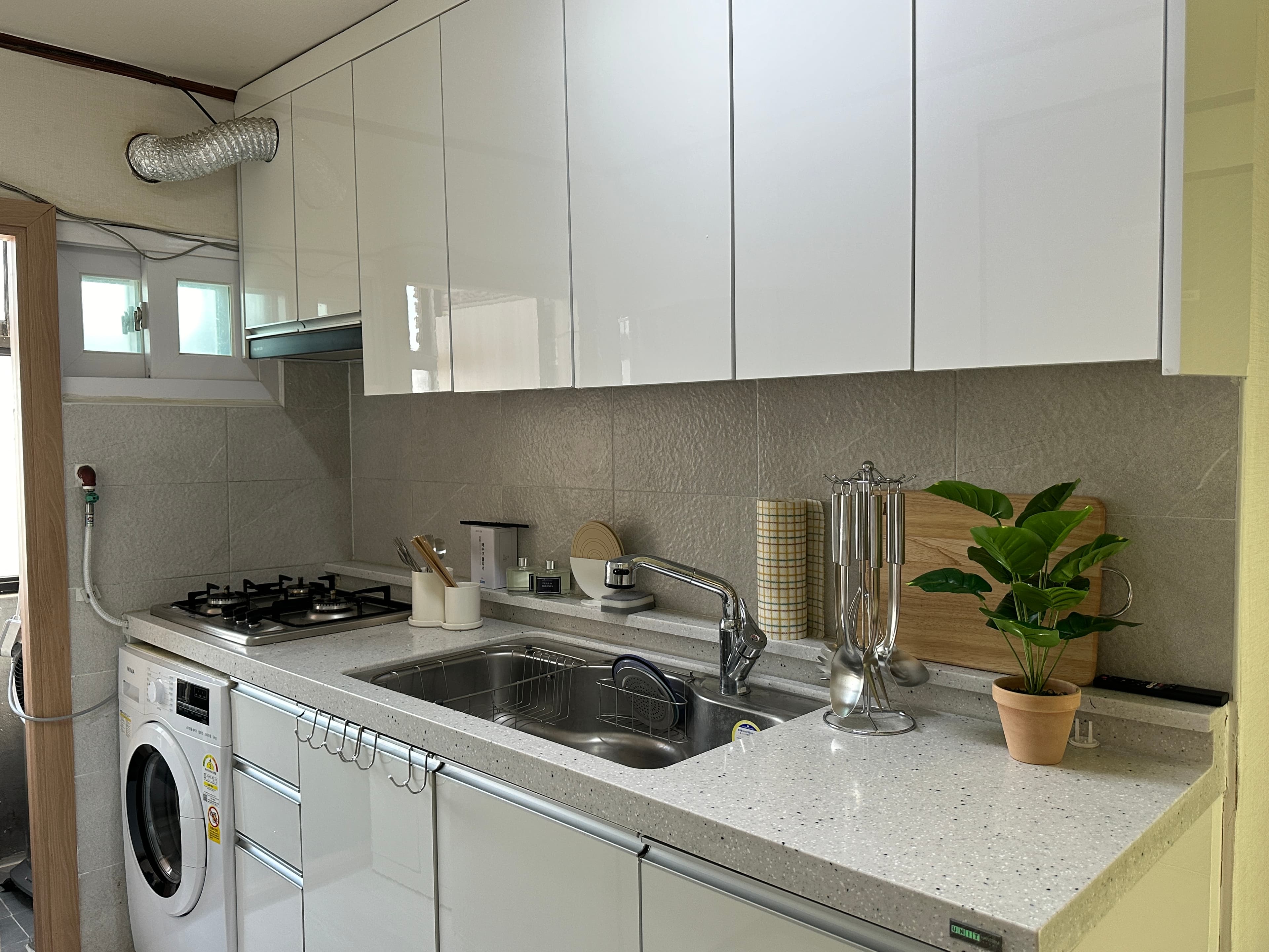 #39 4 room in Jongno — photo 2 of 11