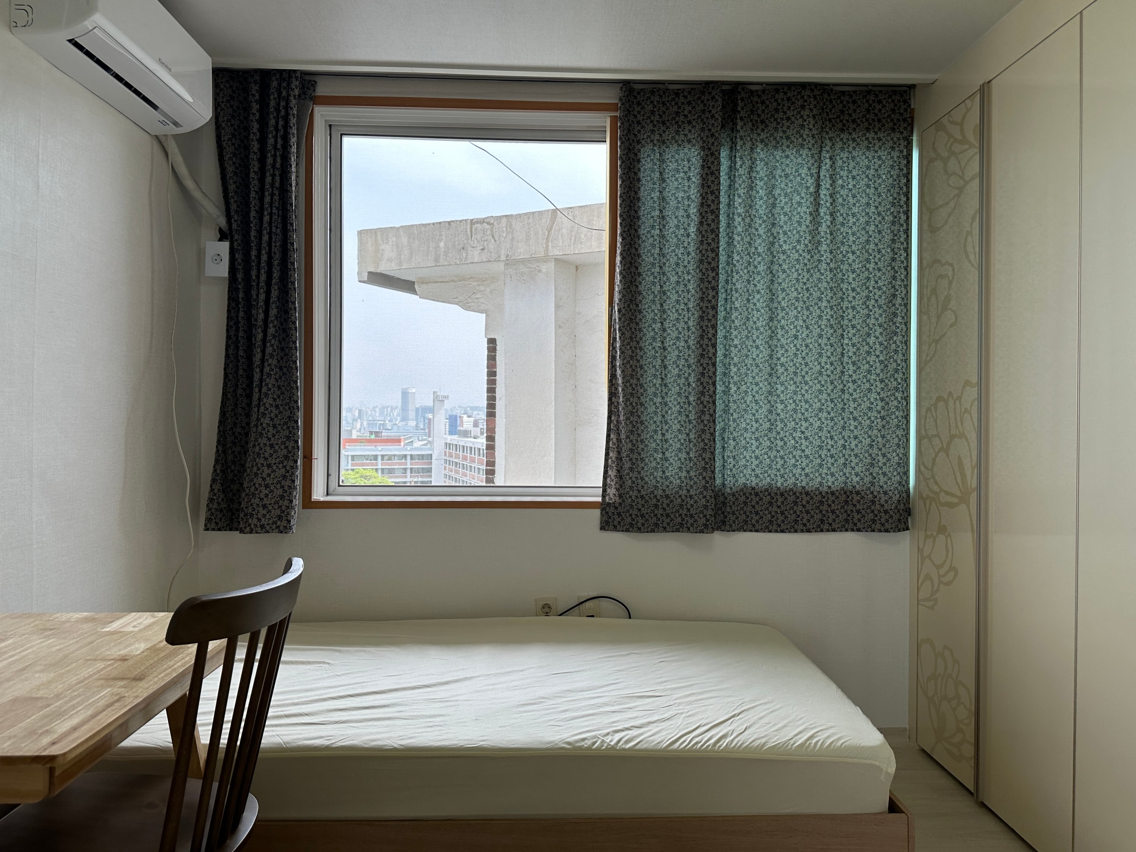 #40 4 room in Jongno — photo 2 of 10