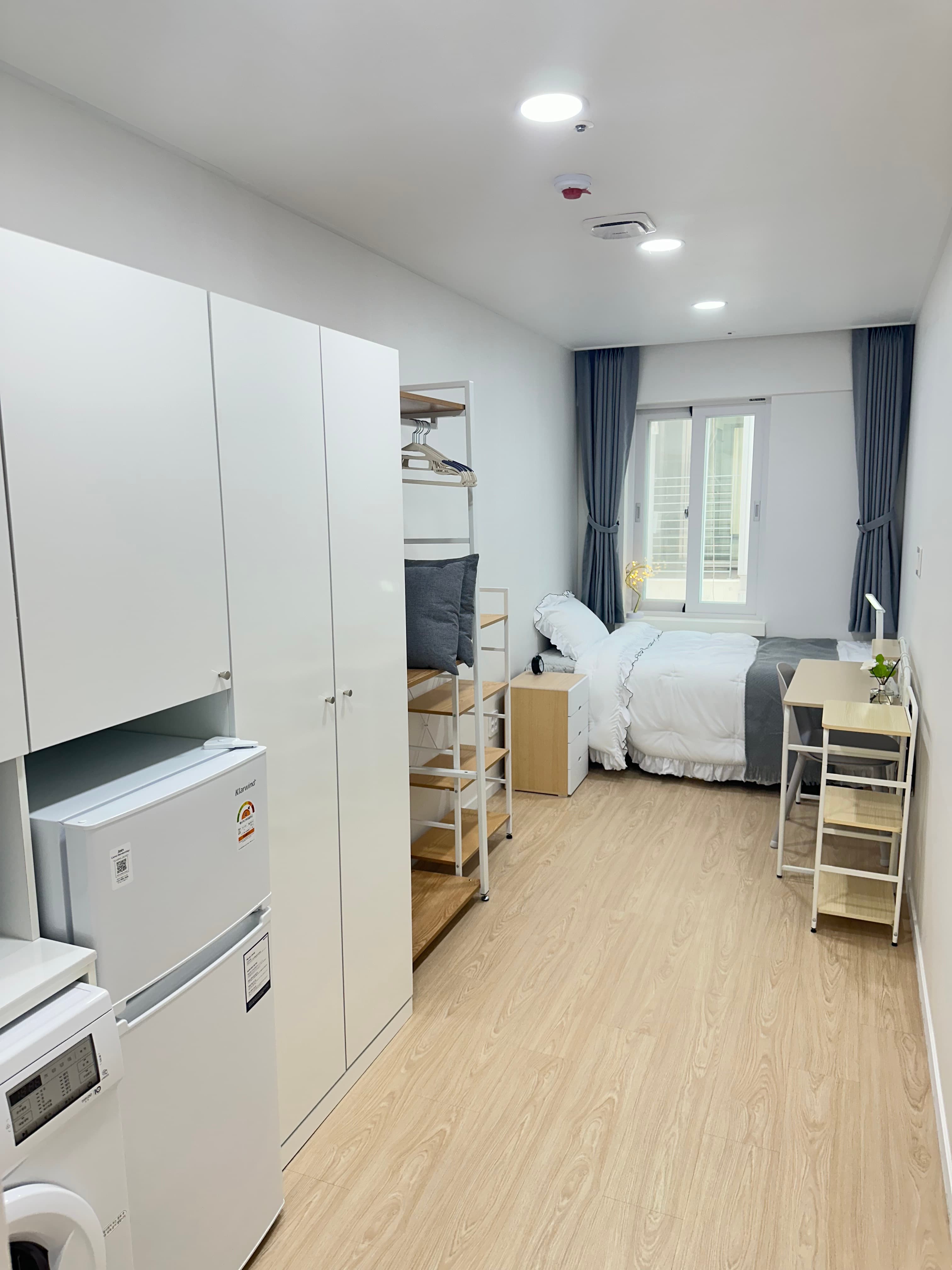 Suite Room — photo 1 of 7