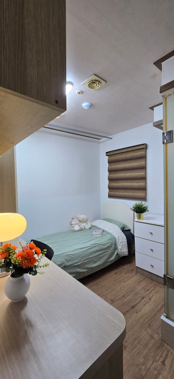 Studio Apartment — photo 1 of 2