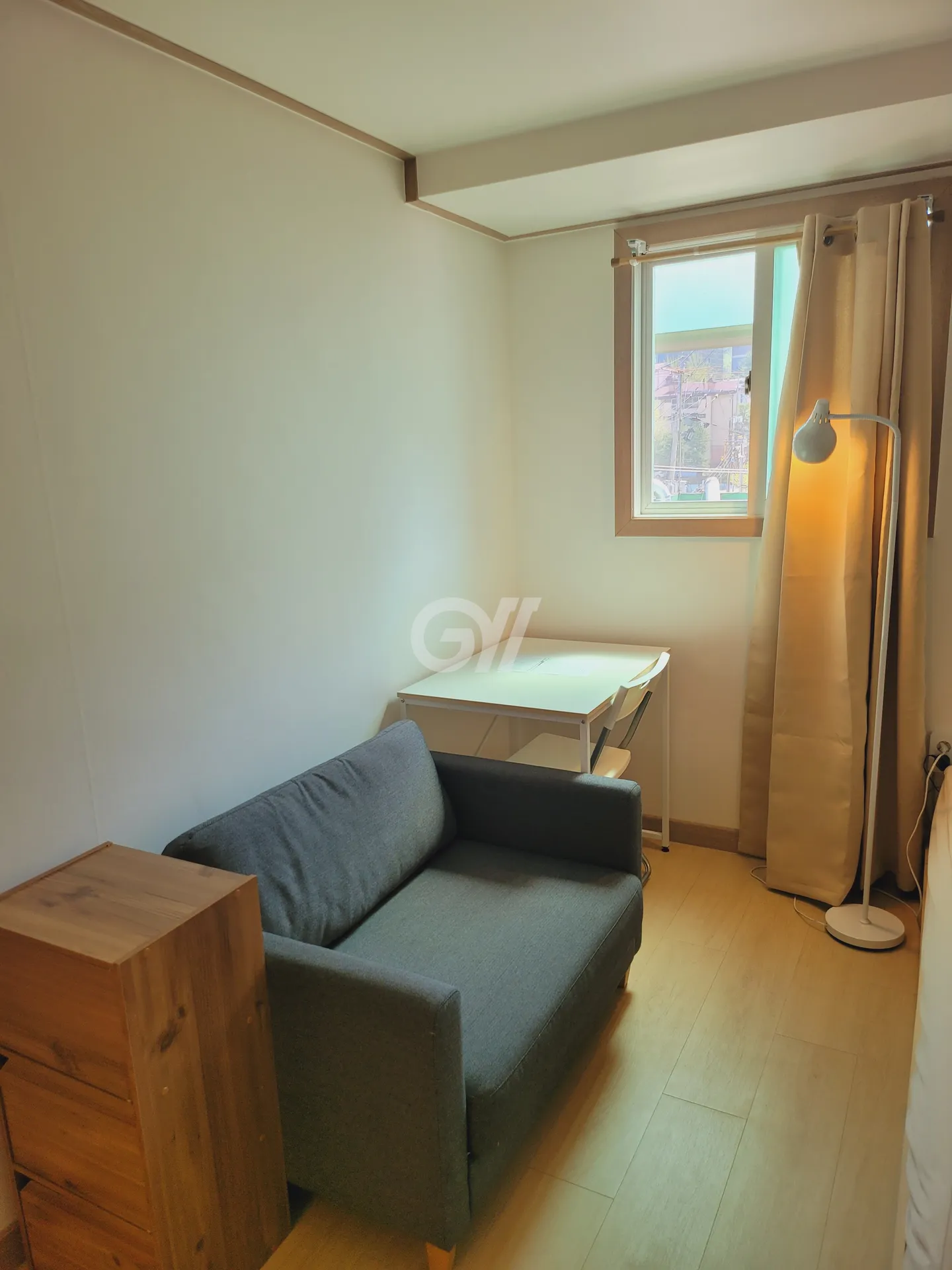 Room 403 — photo 3 of 3