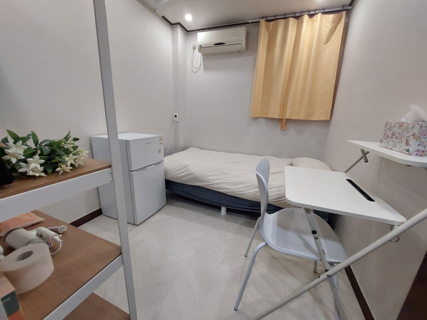 Standard single room 204 — photo 1 of 4