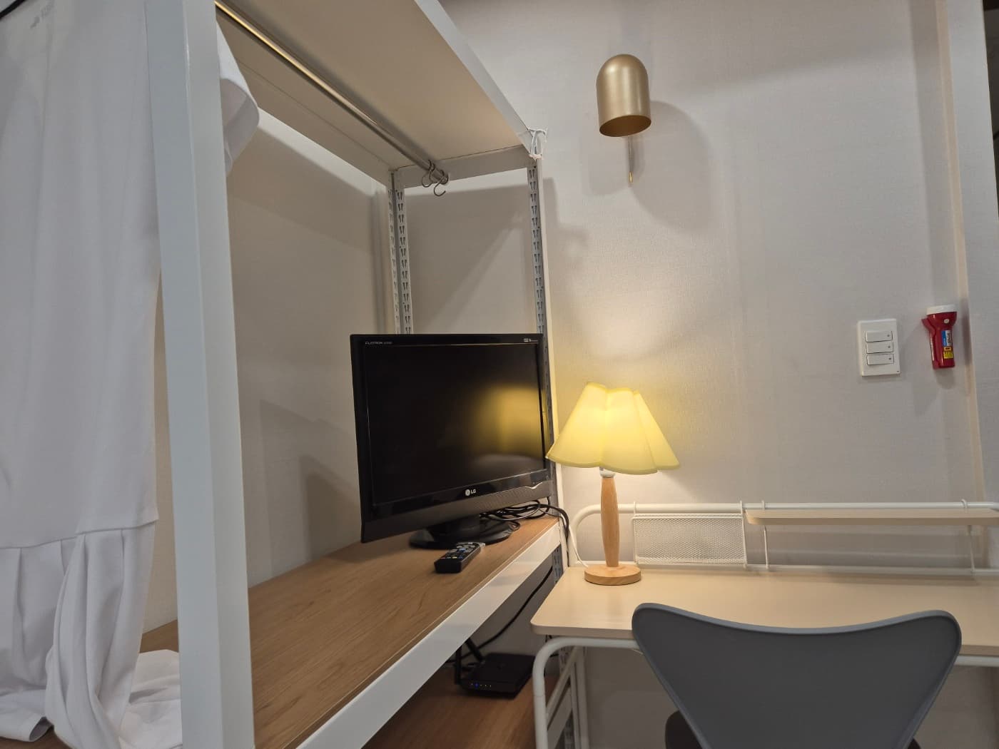 Suite 102 — photo 2 of 9