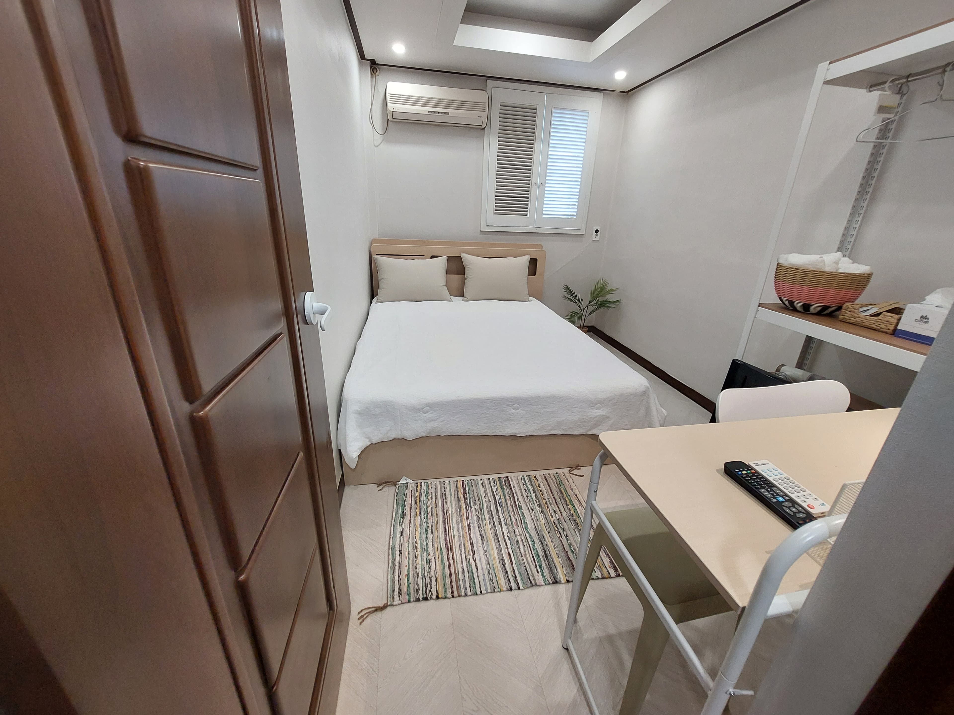 Suite 302 — photo 1 of 5