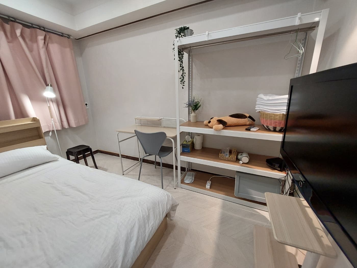 Suite 101 — photo 2 of 6