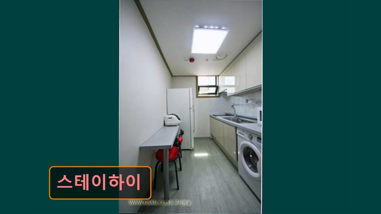 Studio Apartment — photo 1 of 5
