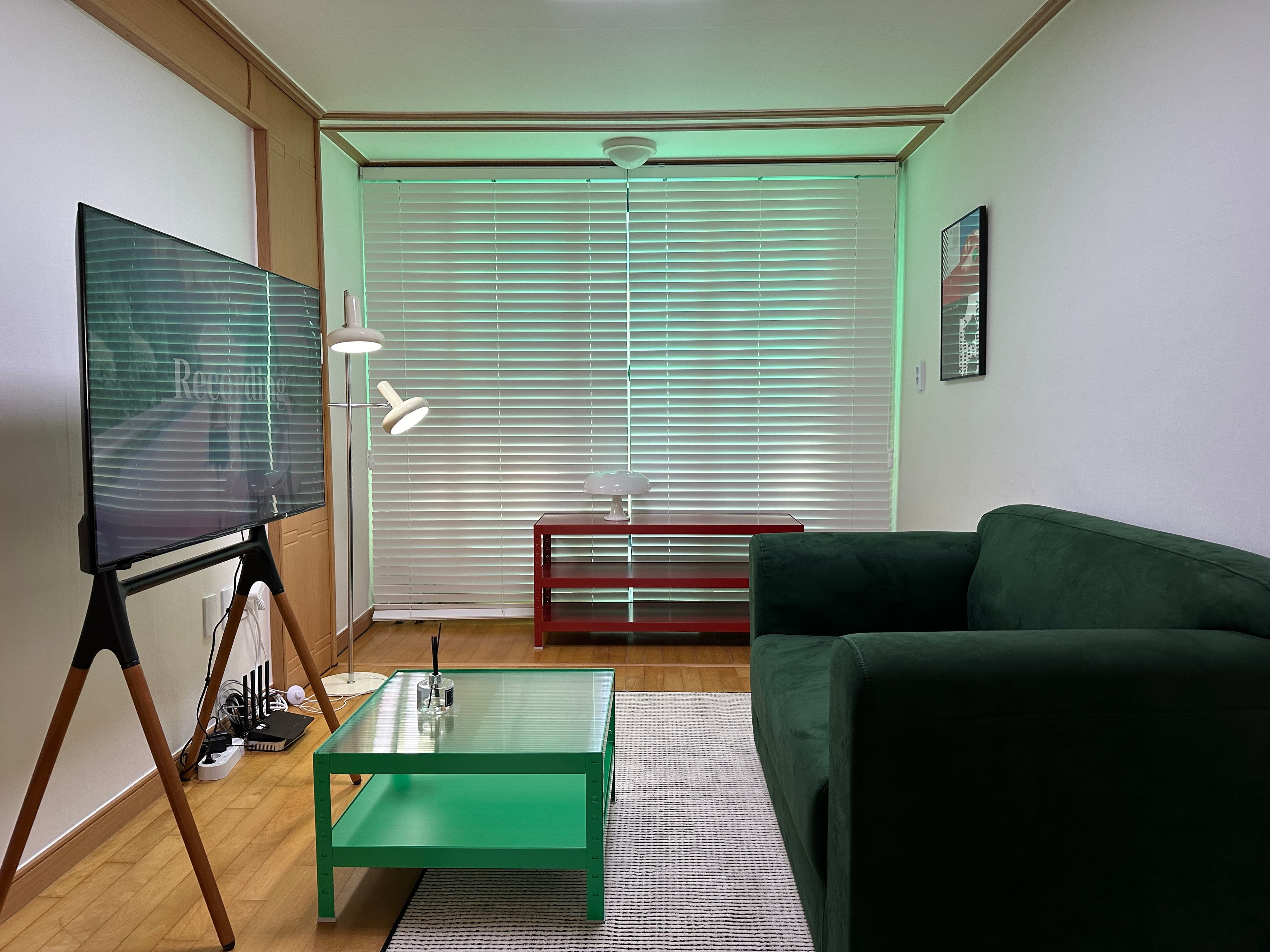 #54 Hapjeong&Mangwon 3beds 2 bath — photo 2 of 21