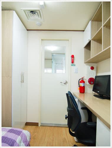Mini Room — photo 1 of 2