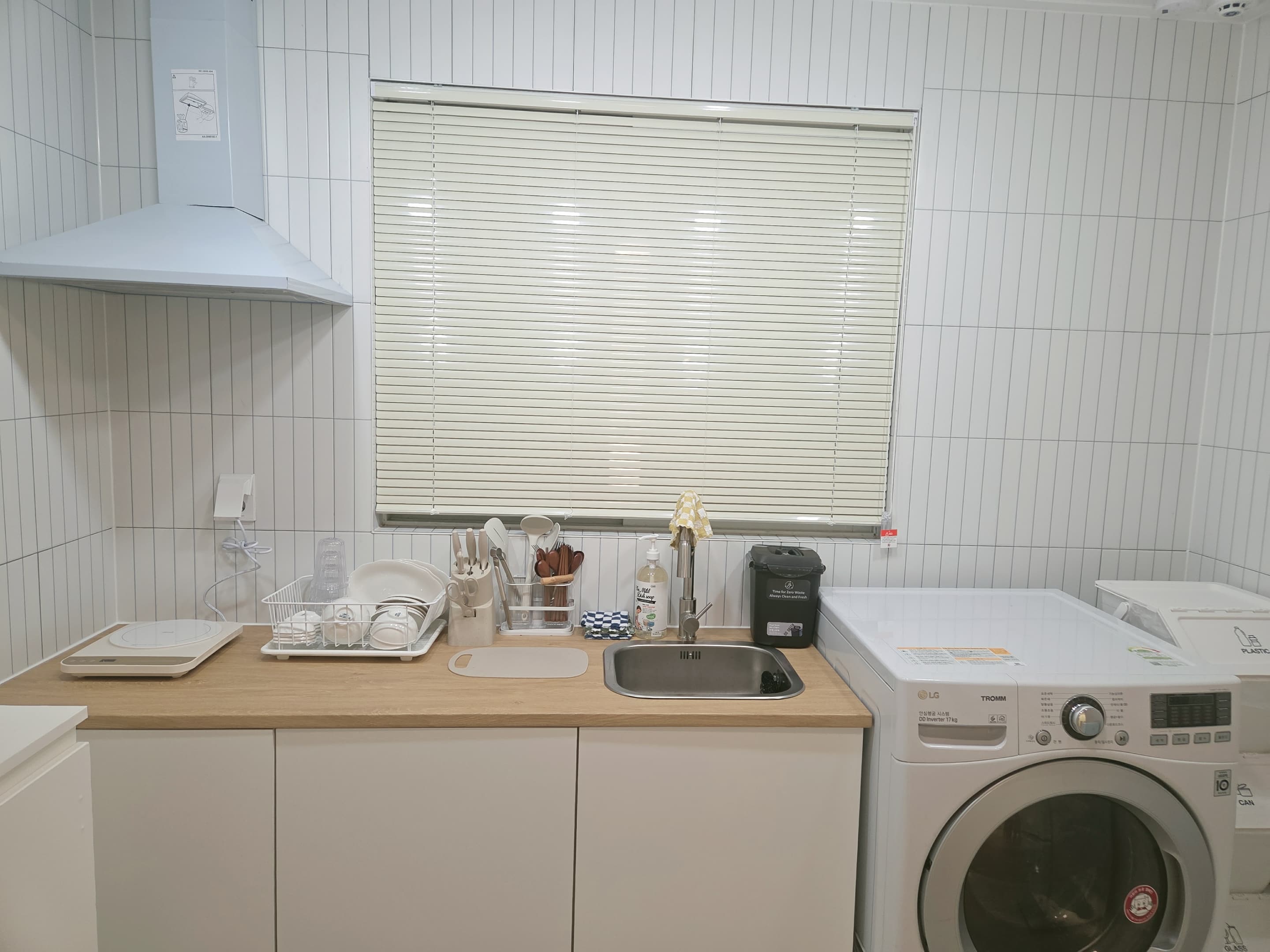 Room — photo 7 of 7