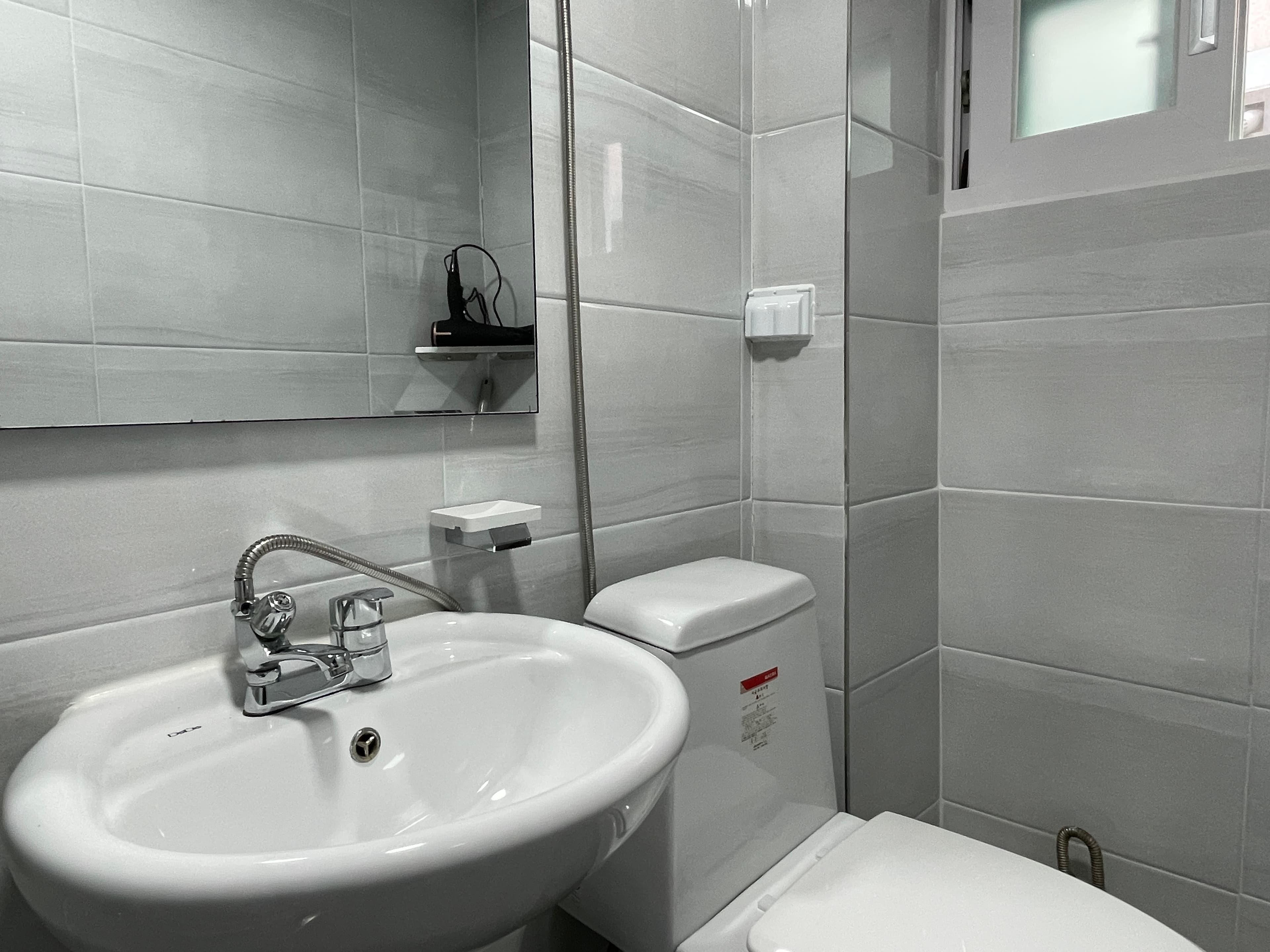 #69 near Yonsei/Sogang/Hongik 3 bedrooms — photo 11 of 11