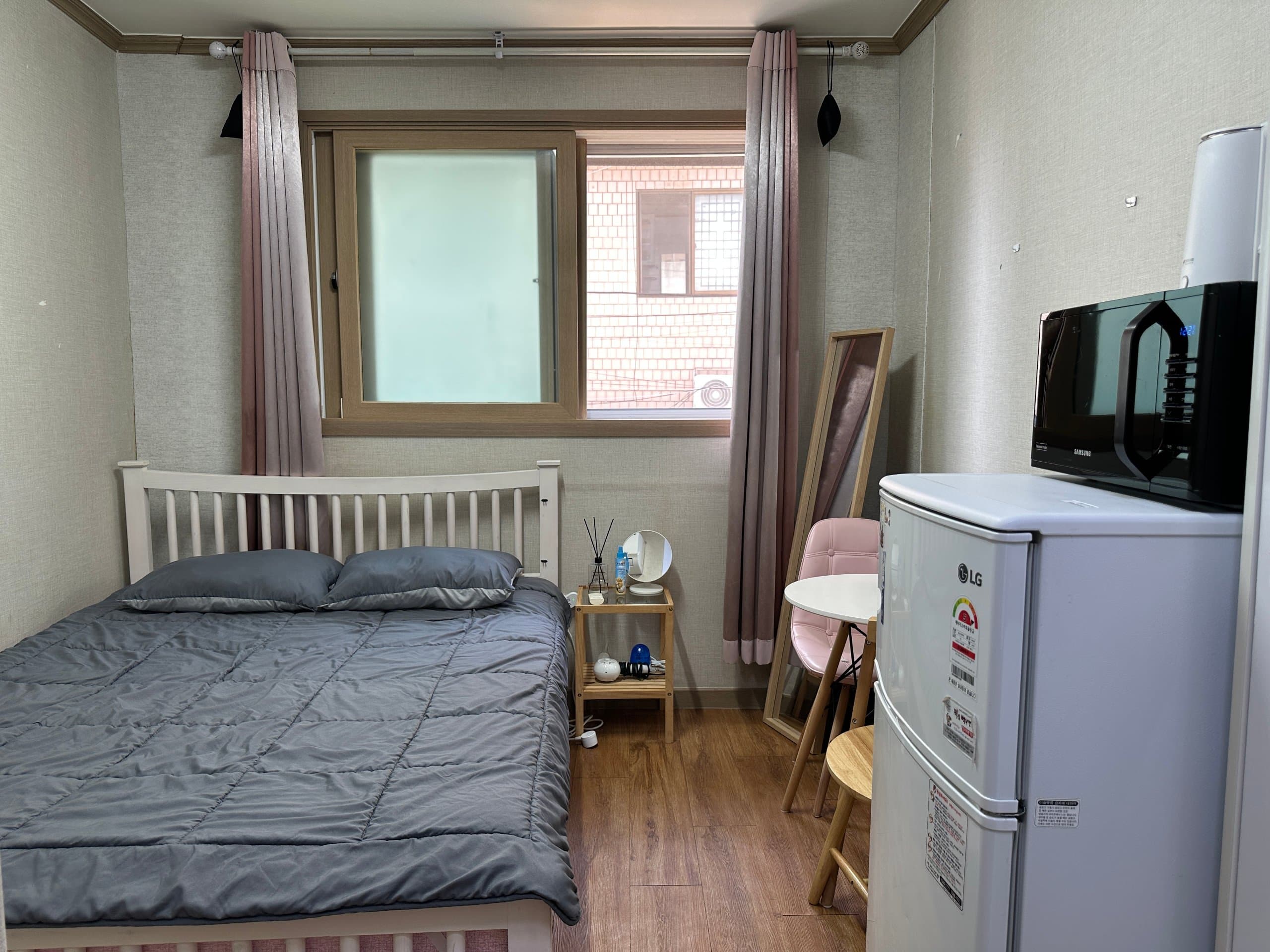 Near Seoul Station, Studio house 201 — photo 2 of 5
