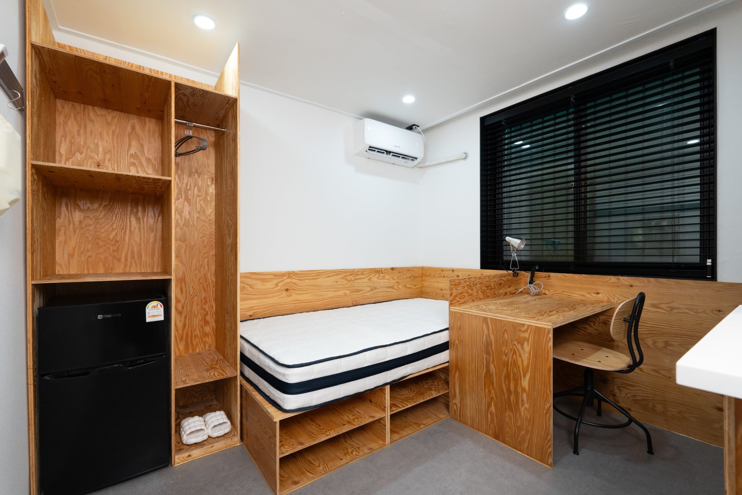 #42(8ho) 1 room near HUFS&KyungHee — photo 2 of 9
