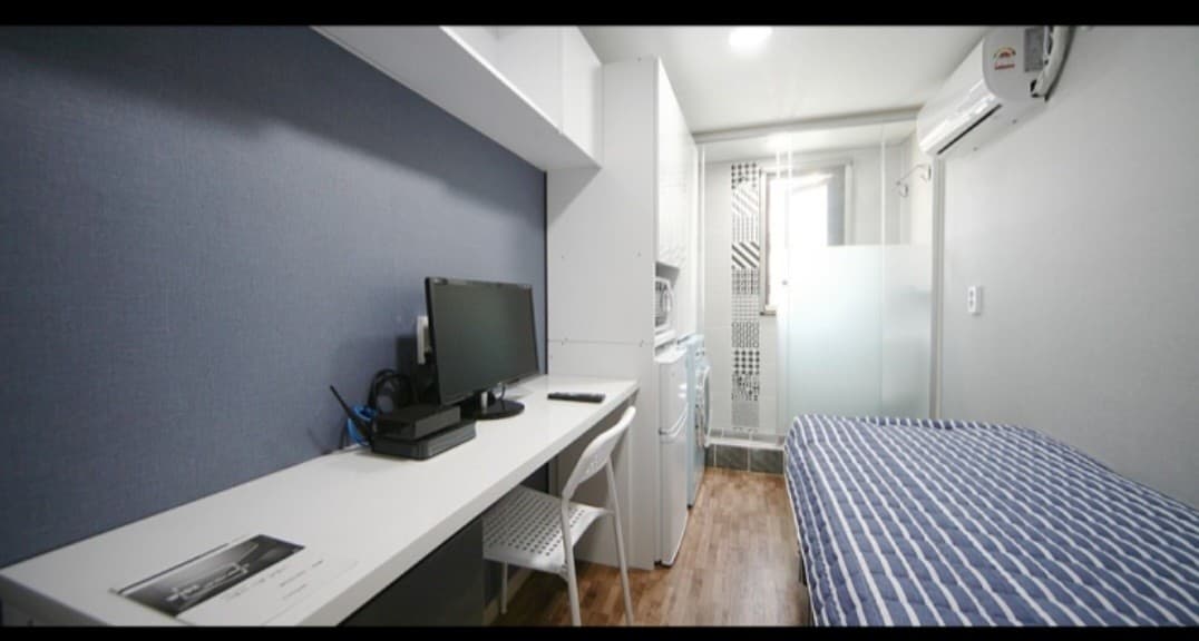 Furnished Studio with Washer (Deposit 50,000 KRW) — photo 3 of 3