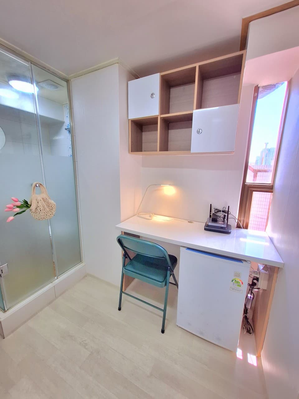 M Room Special Exterior Window Room (Deposit 50,000 KRW) — photo 6 of 6