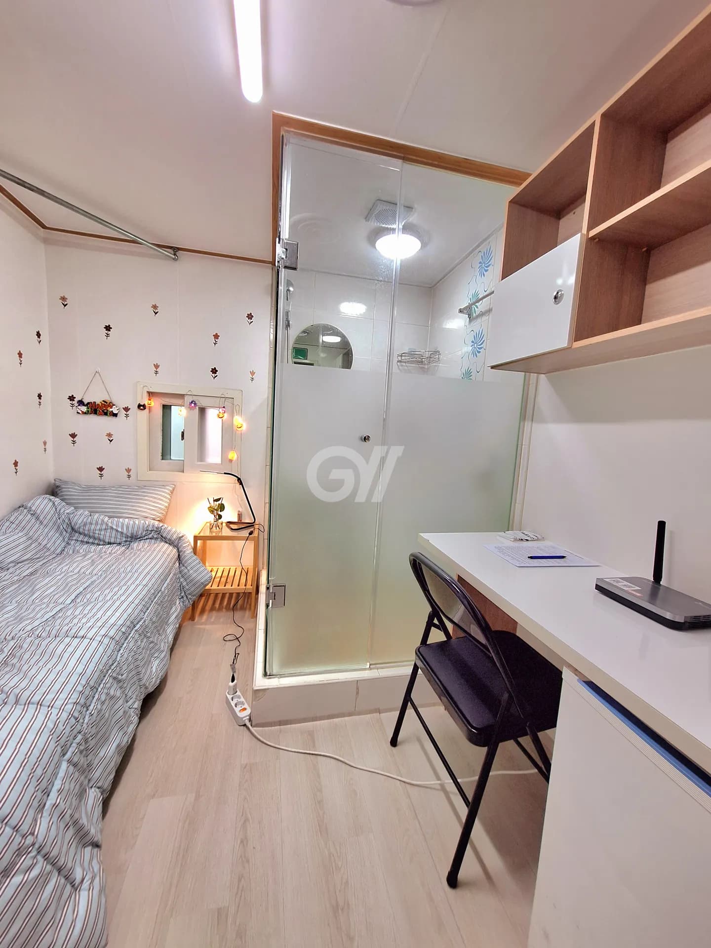 Room I Exterior Window Room (Deposit 100,000 KRW) — photo 3 of 3