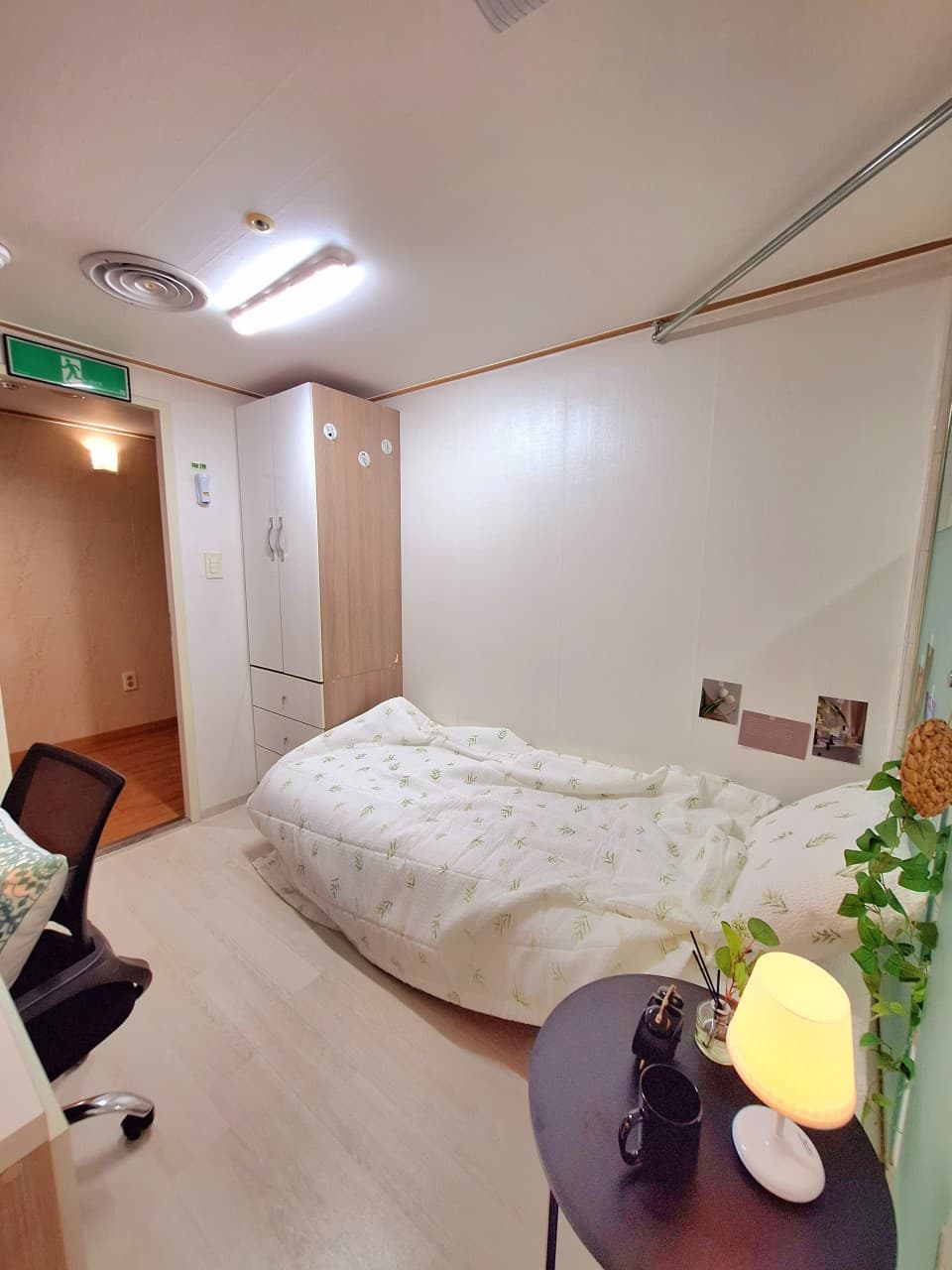 Room G Exterior Window Room (Deposit 100,000 KRW) — photo 3 of 3