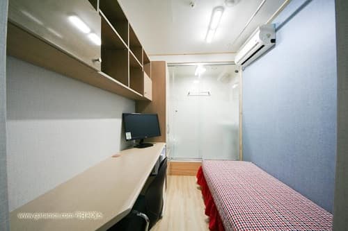 Monthly Rent 400,000–550,000 KRW — photo 2 of 9