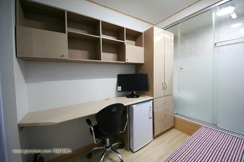 Park Oneroomtel (Mukjeong-dong)