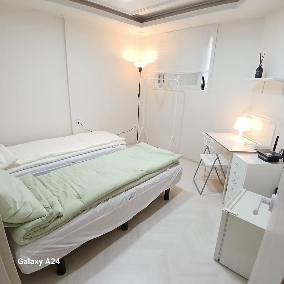 Cheoeum House Hongje-dong Branch