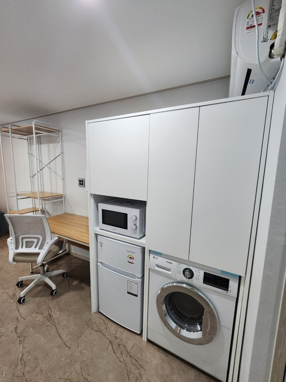Type B (Deposit 200,000 KRW) โ photo 8 of 8
