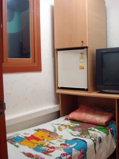 Studio (Monthly Rent 300,000–370,000 KRW) — photo 2 of 3