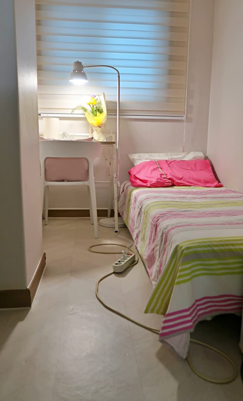 Simple Room (Deposit 100,000 won) — photo 1 of 8