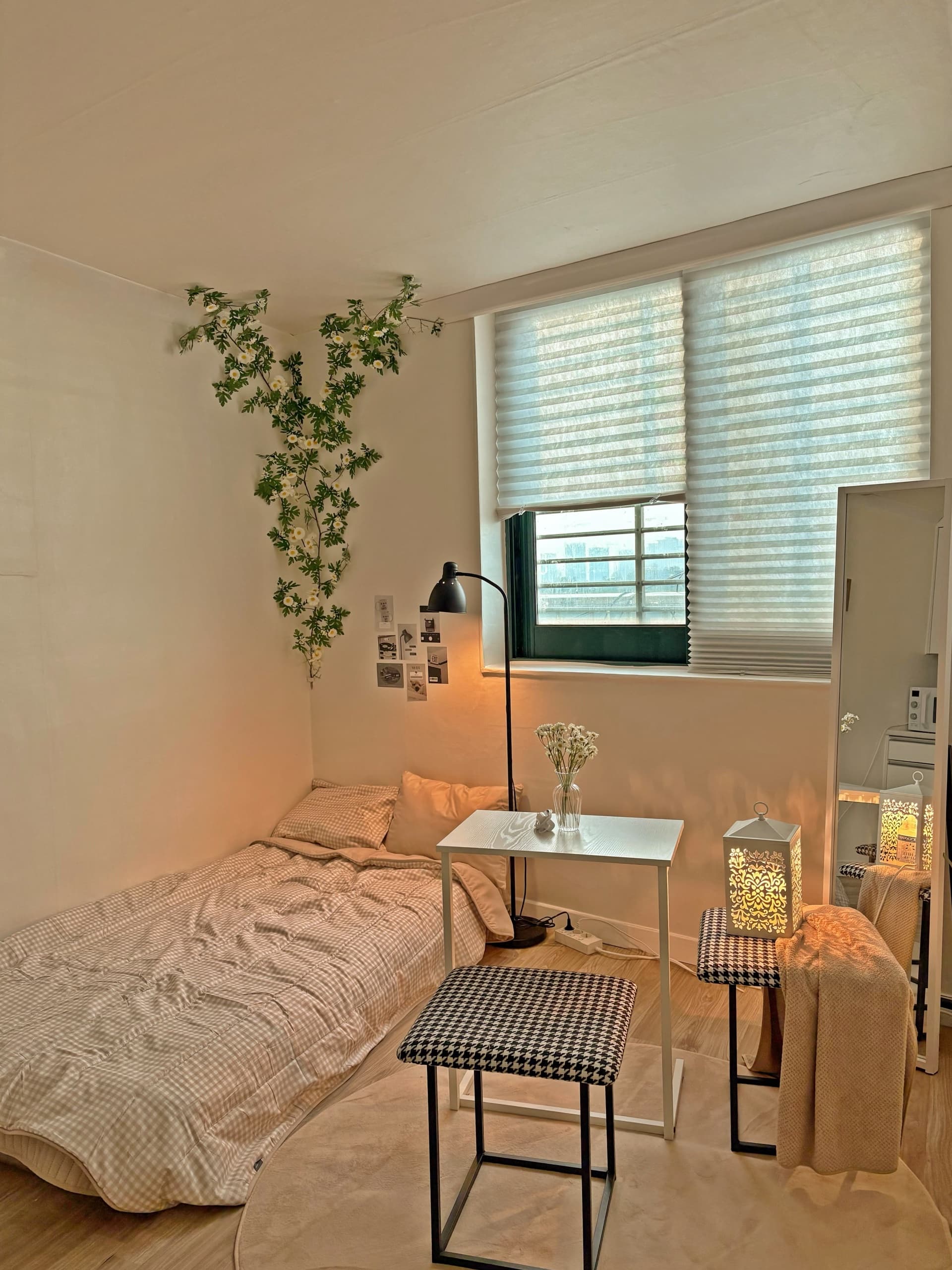 Itaewon 1-Minute Top Floor Officetel โ photo 2 of 11