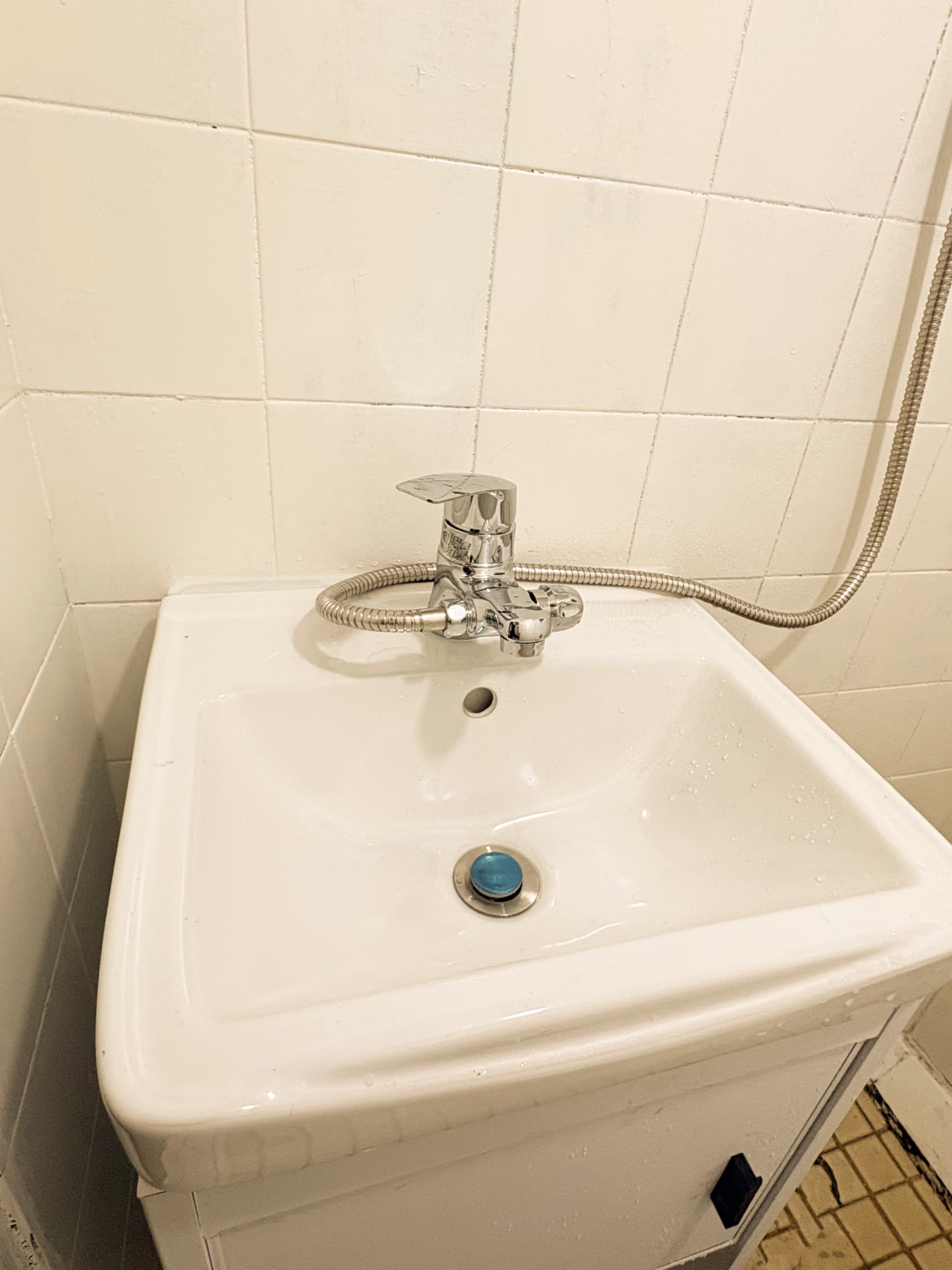 1 Min from Nonhyeon & Sinsa Station, 1st Floor House — photo 10 of 10