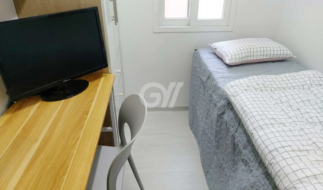 Choco Room (Deposit 50,000 won) — photo 2 of 2