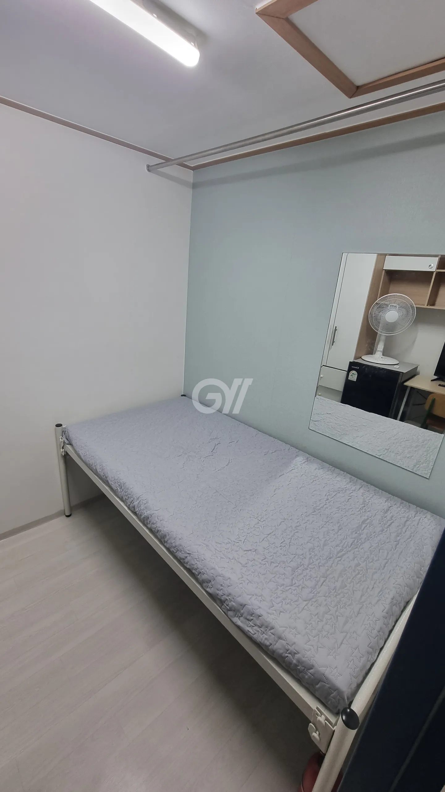 Strawberry Room (Deposit 50,000 won) — photo 3 of 3