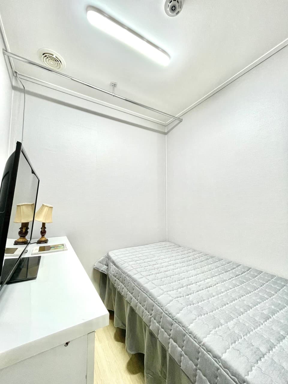 Mini Room (Deposit 30,000 KRW) — photo 1 of 2