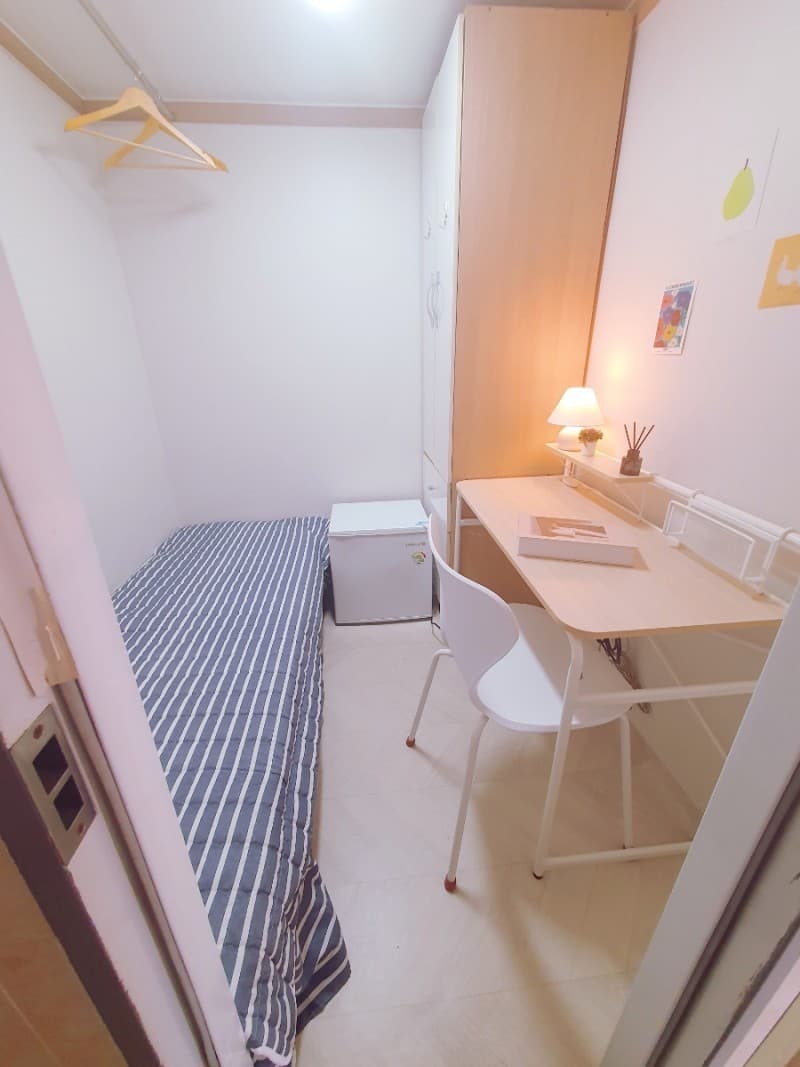 Inner Window Mini Room - 50,000 KRW Deposit — photo 10 of 10