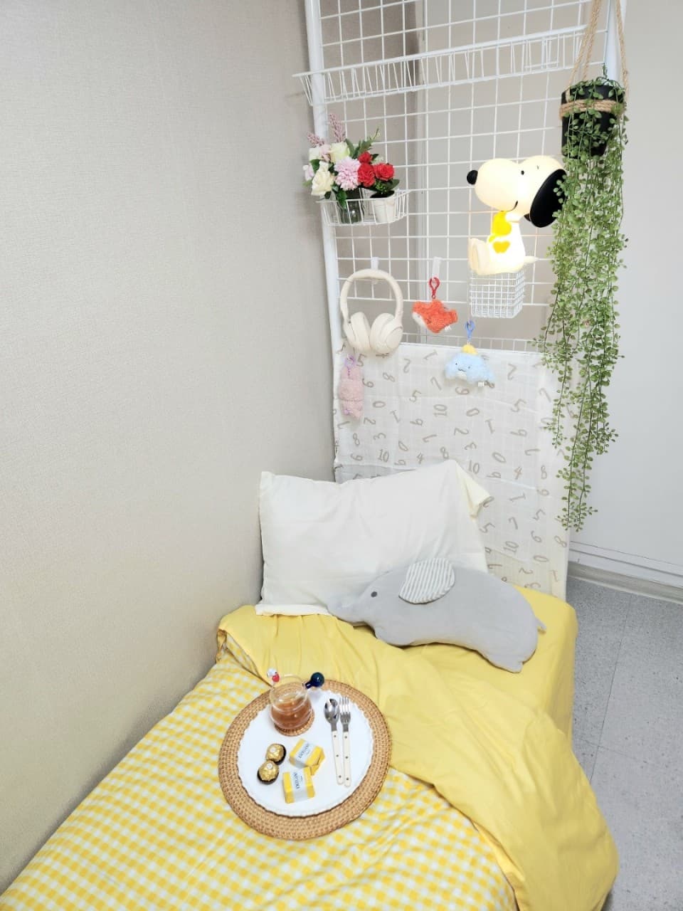 Mini Room with Exterior Window (Deposit: 100,000 KRW) — photo 2 of 9