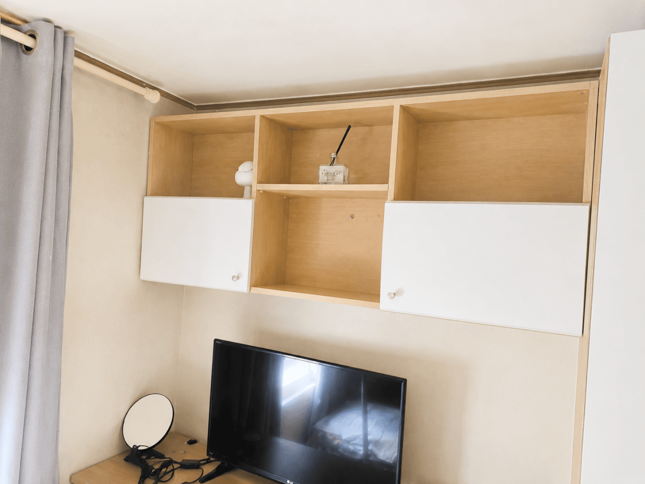 Large Room (Exterior Window Studio Type) - Deposit 100,000 Won — photo 2 of 4