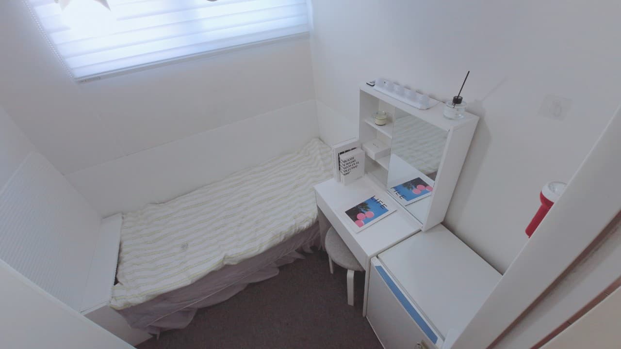 Pine House Hongdae Branch
