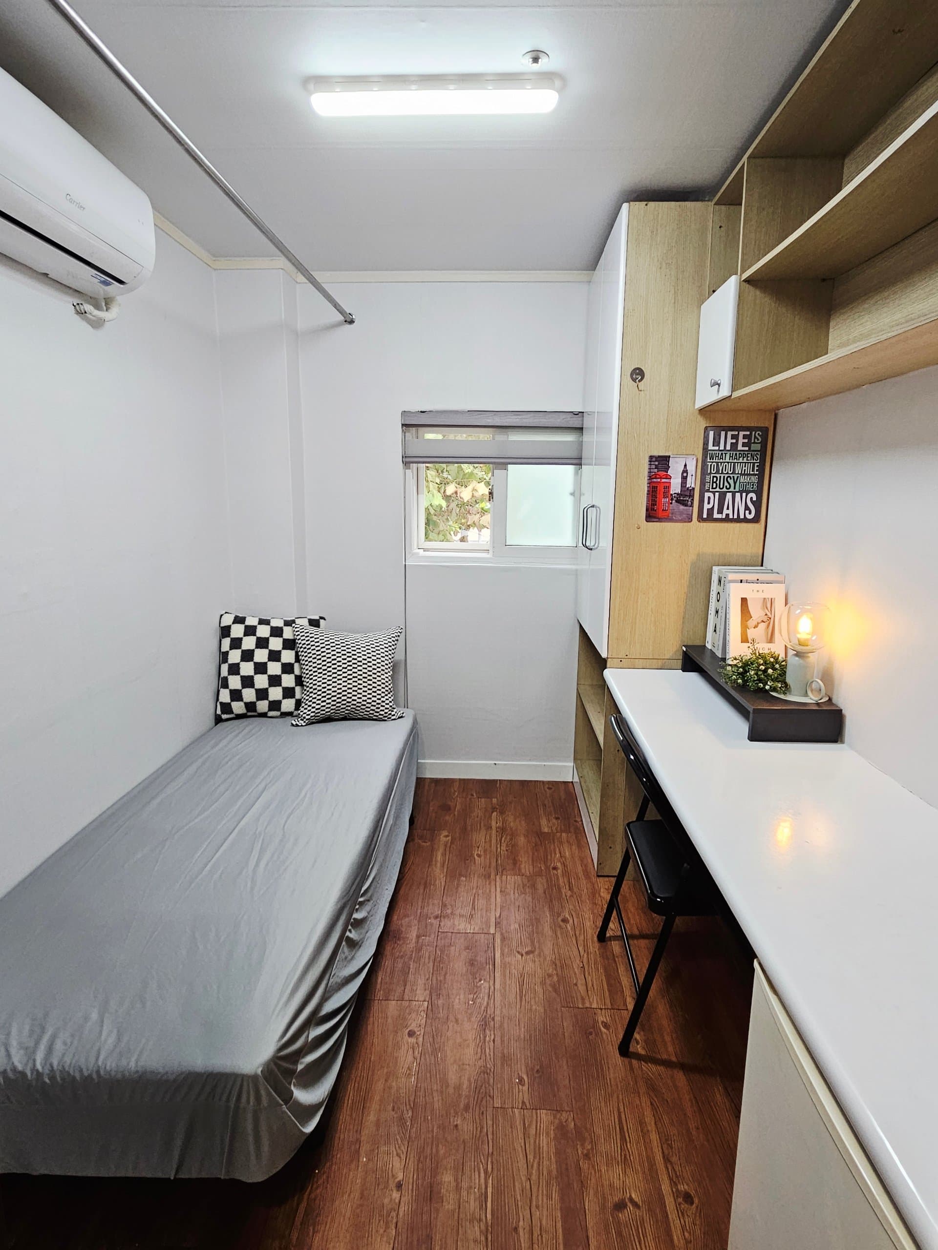 Room A — photo 1 of 5