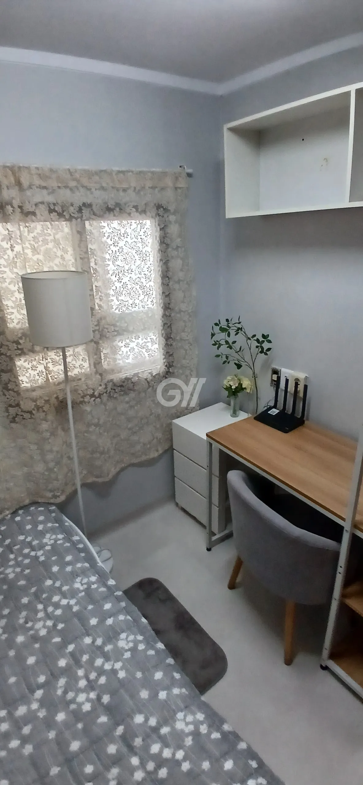Mini Room (Exterior/Interior Window) - Deposit 100,000 KRW — photo 4 of 4