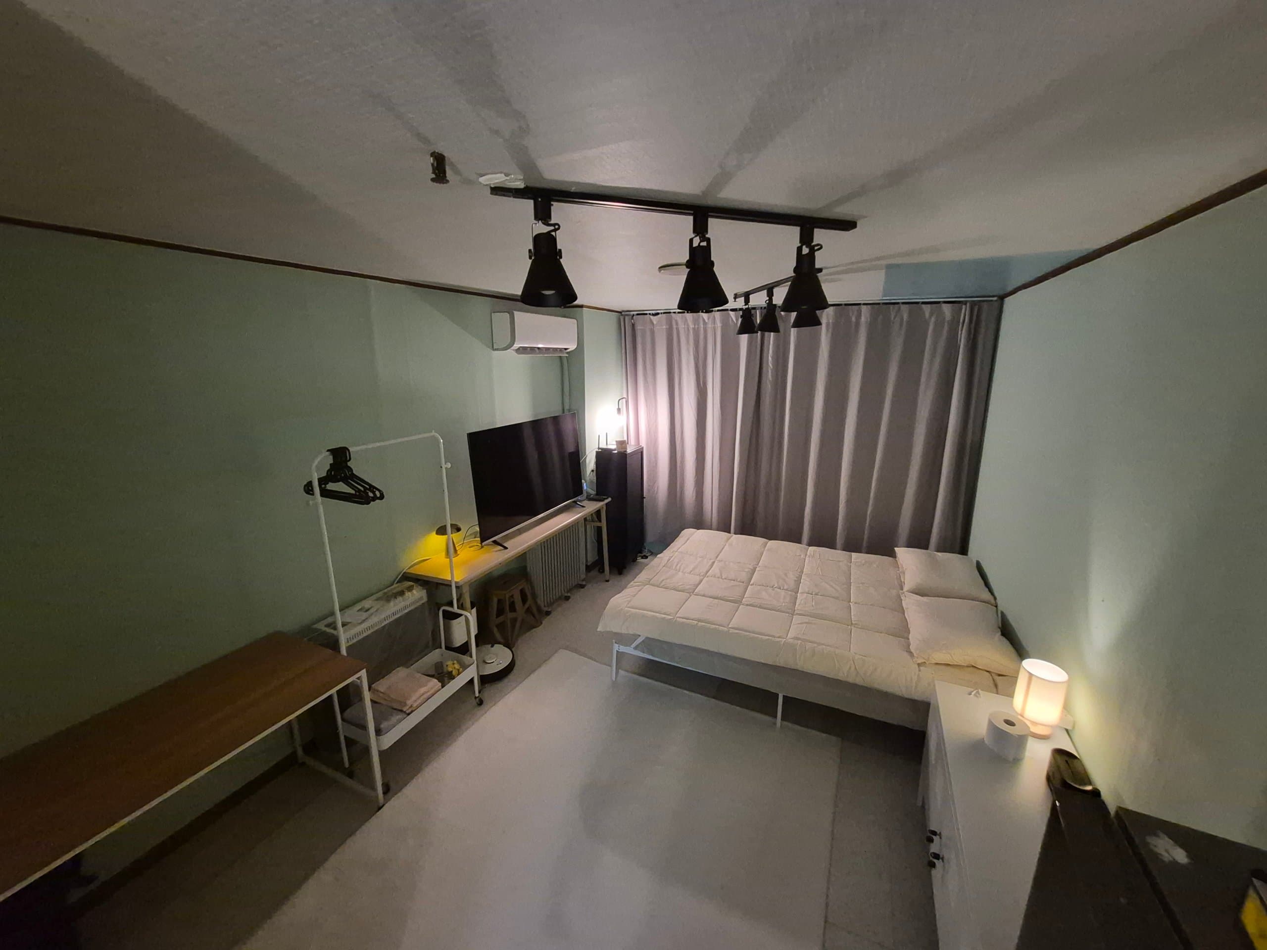 Room 716 โ photo 2 of 6