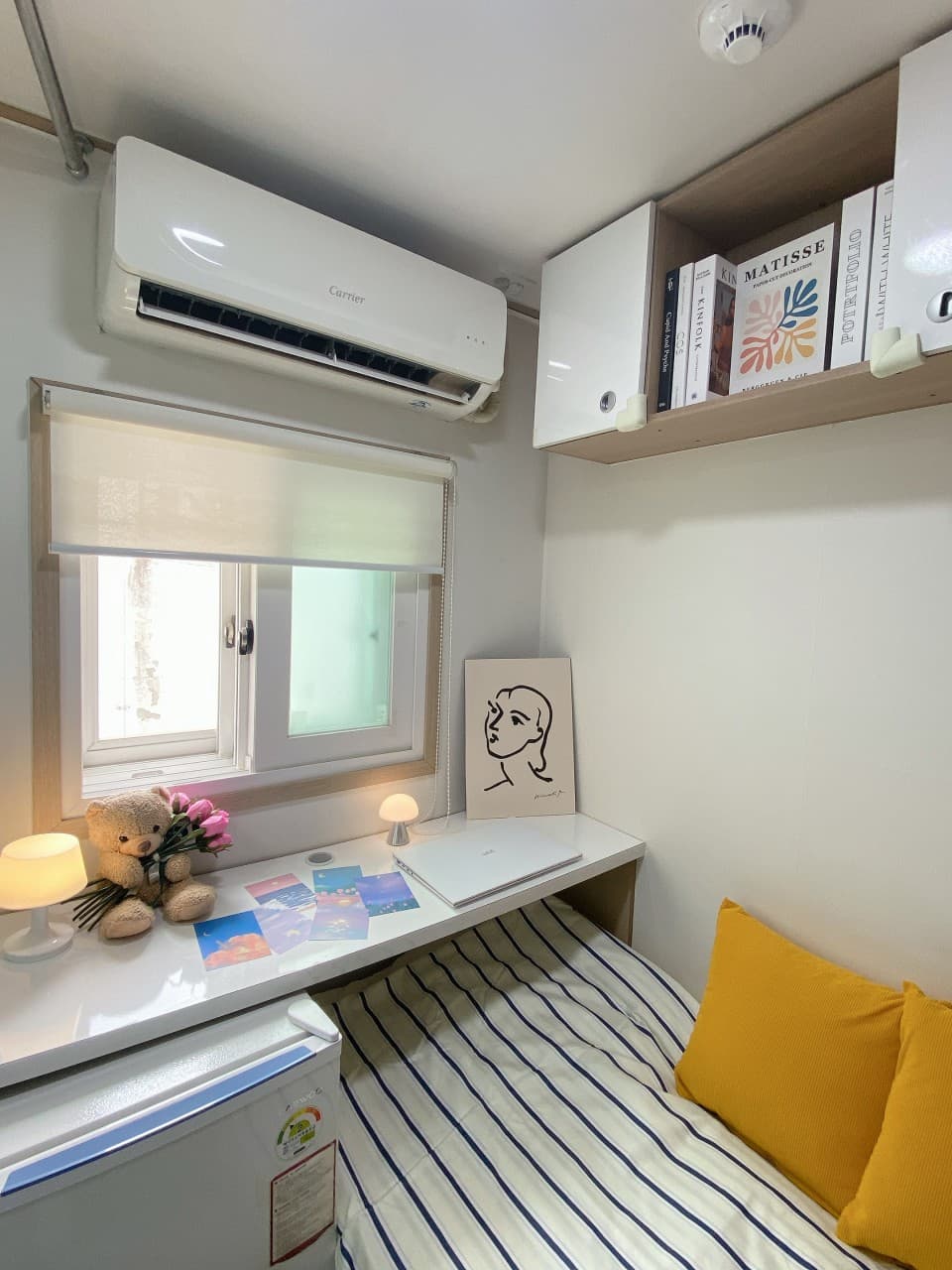 Private Room with Window (Deposit 100,000 KRW) — photo 2 of 3