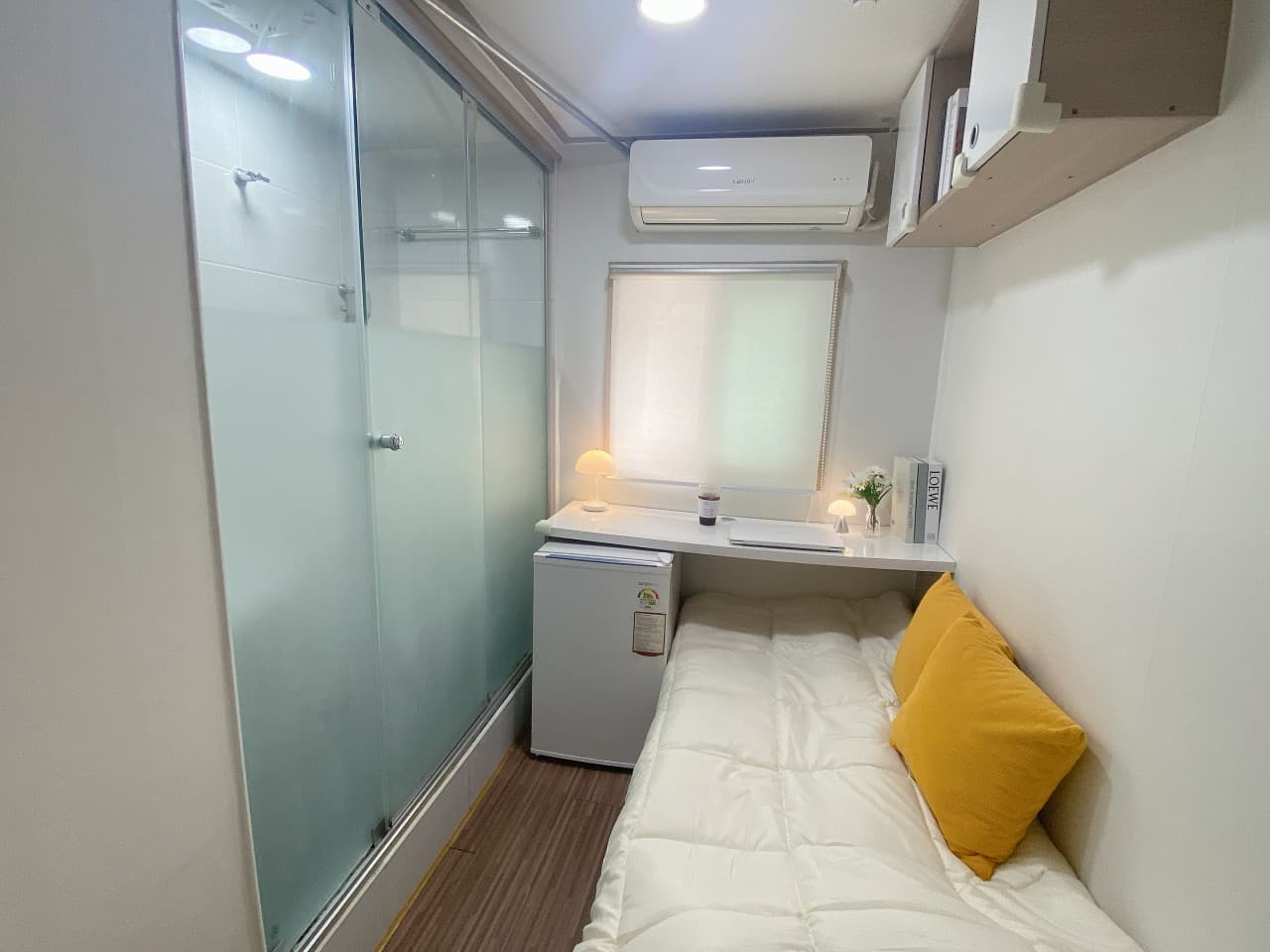 Exterior Window Type Standard (Deposit 100,000 KRW) — photo 4 of 4