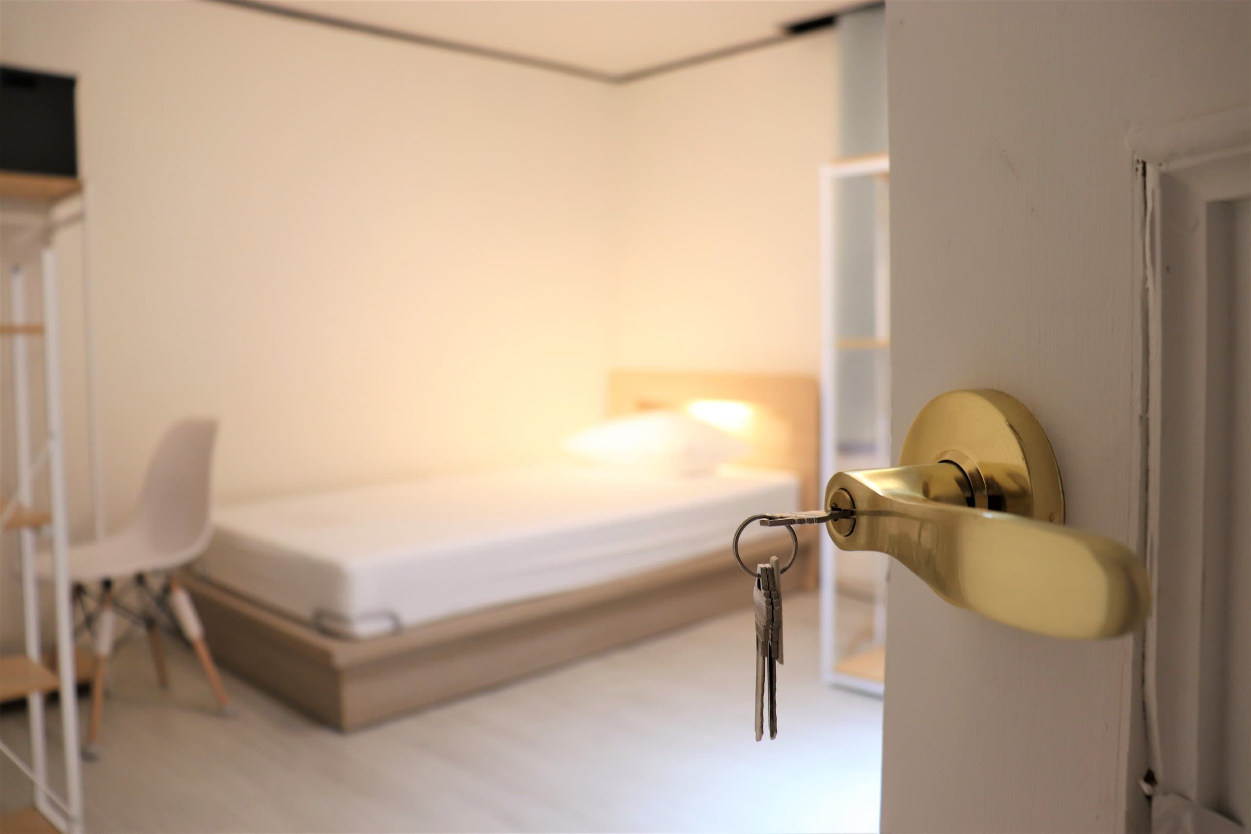 Room A โ photo 1 of 11