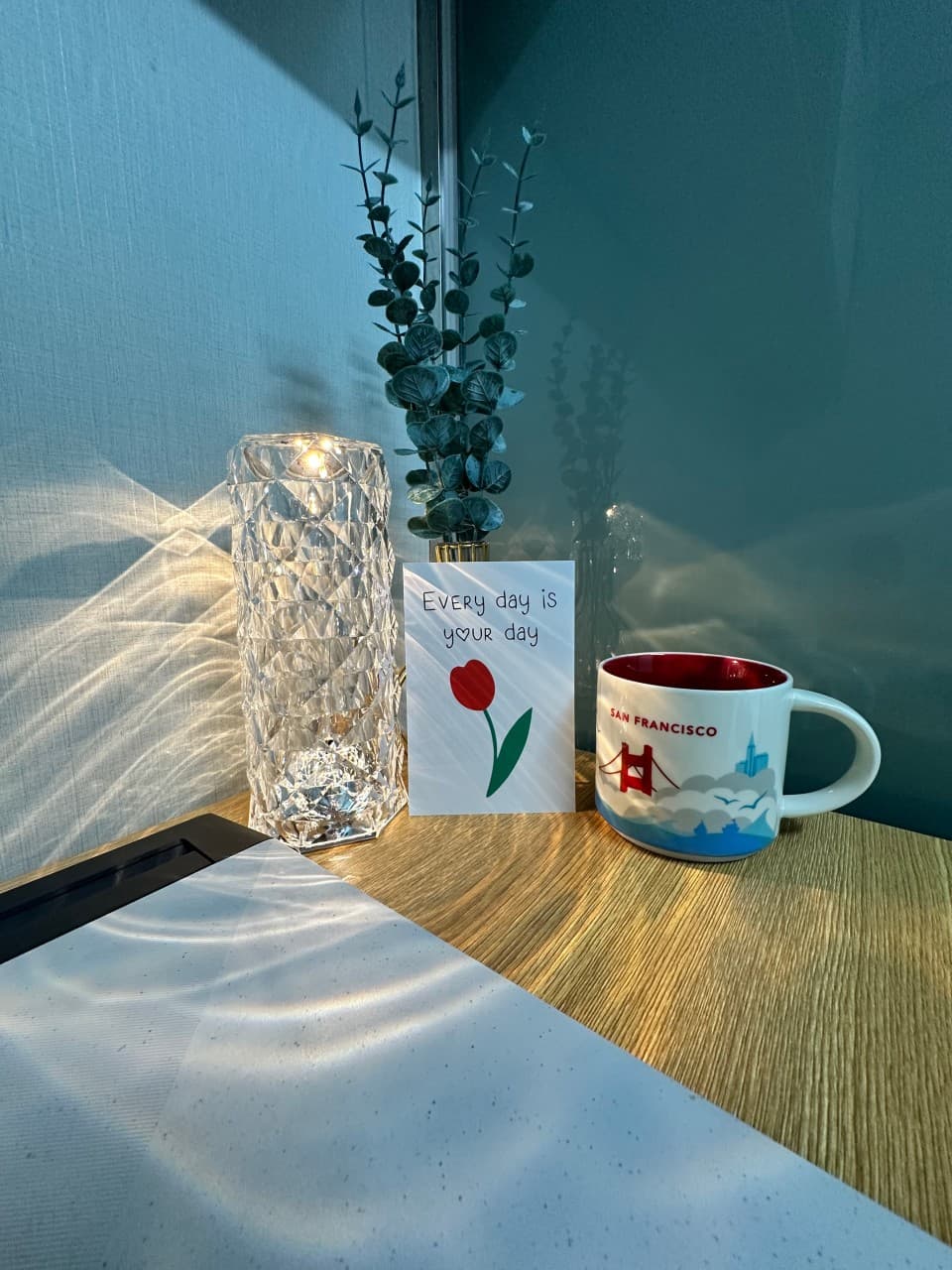 Studio with Exterior Window (Deposit 100,000 Won) — photo 1 of 4