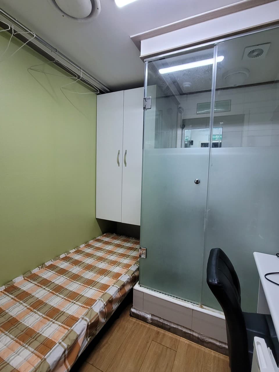 430 Studio Type (Deposit 50,000 Won) — photo 1 of 3