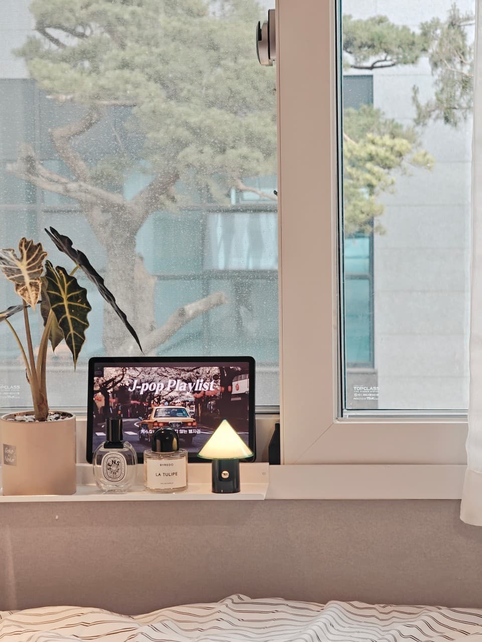 Deluxe Double Room (Deposit 200,000 KRW) — photo 1 of 18
