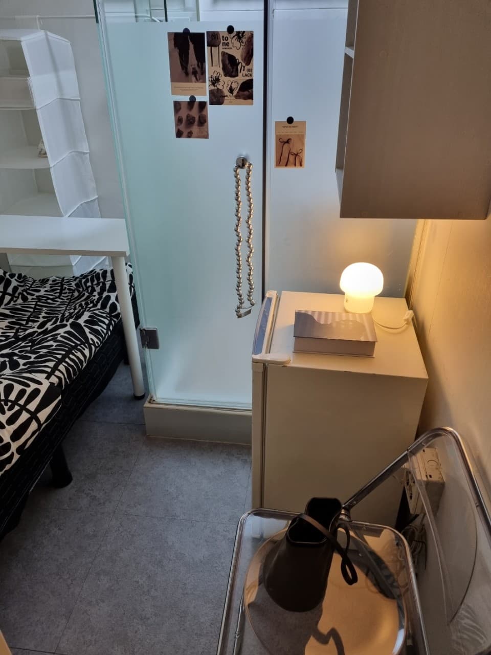 Interior Window Room 511 Shower Room (Deposit 50,000 KRW) — photo 1 of 4