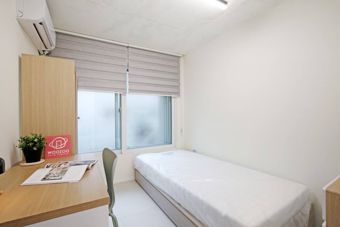 a Single Room (Deposit 1 Million Won) — photo 1 of 5