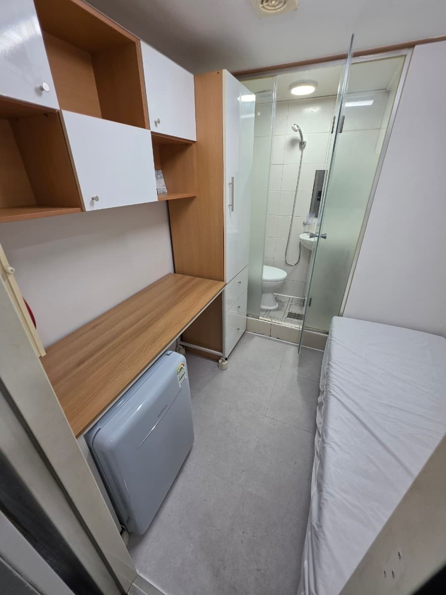 Room B (Deposit 50,000 won) — photo 1 of 3